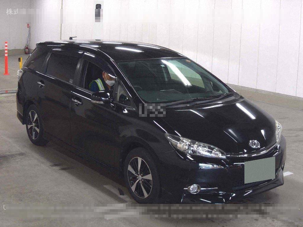 Toyota Wish, 2014